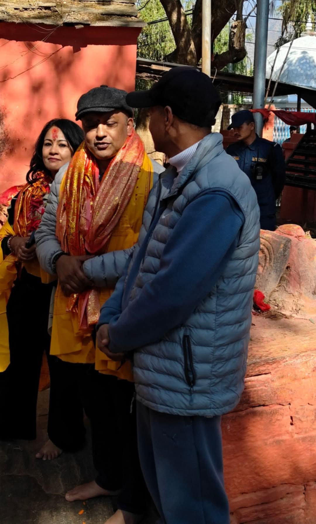 काँग्रेस महामन्त्री थापाद्वारा शैलेश्वरी मन्दिरको दर्शन