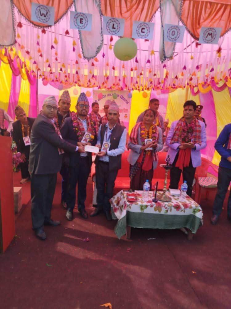 नमादेव माविमा ओझाले गरे  आमा र स्वर्गीय बुवाको नाममा अक्षयकोष स्थापना