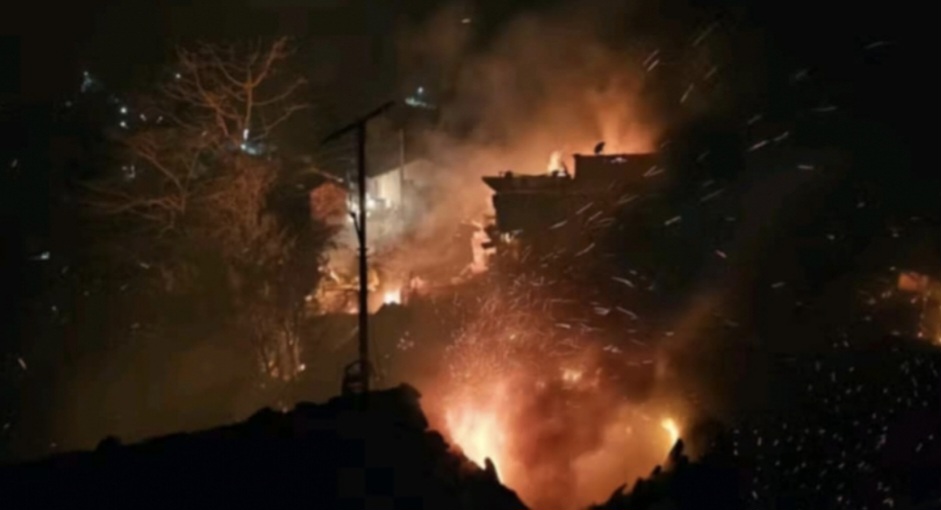 अछाम आगलागीमा २९ घर र पसल जलेर नष्ट,७ करोडको  क्षति